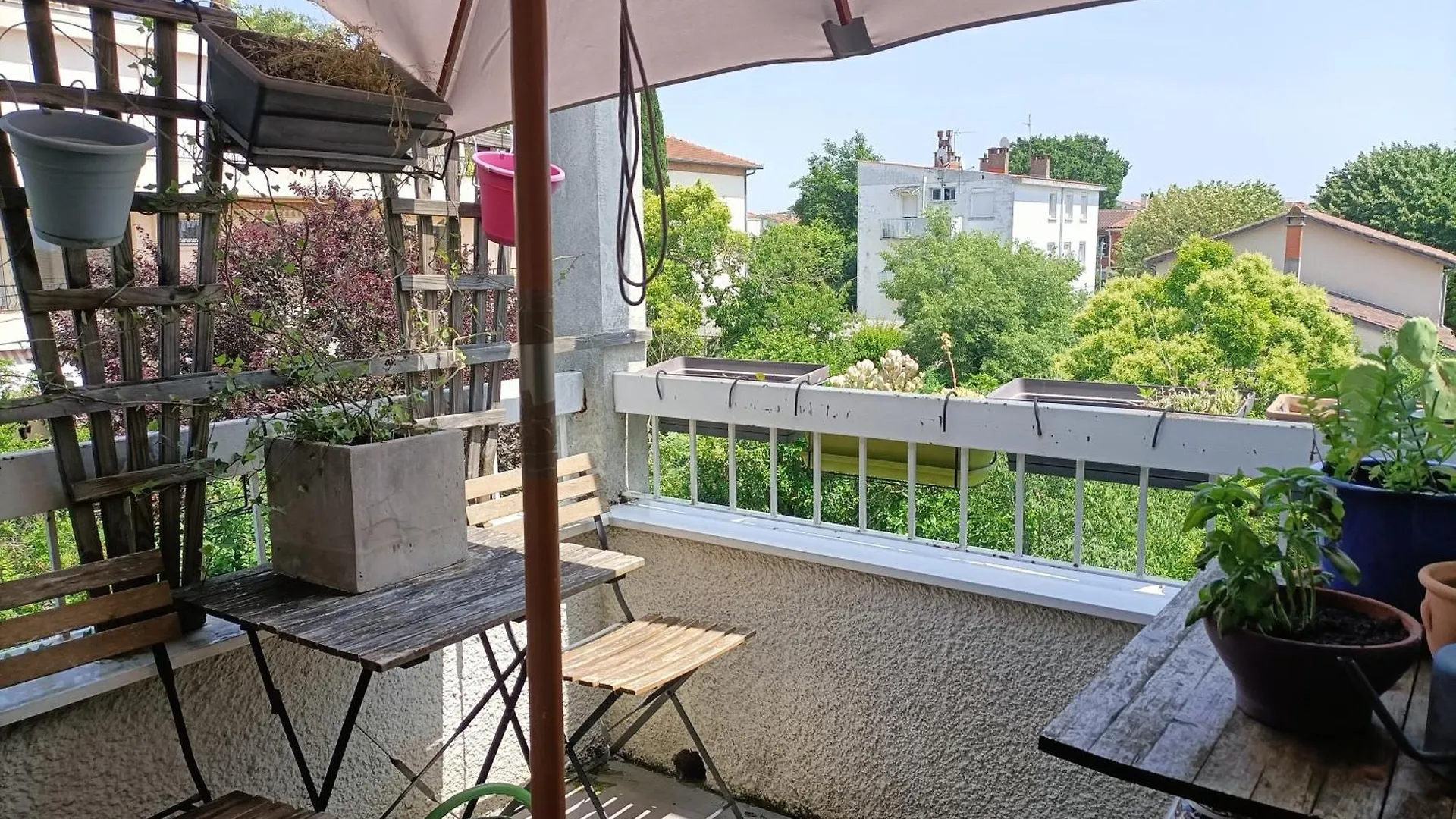 Appartement Deux Pieces Au Calme Франция